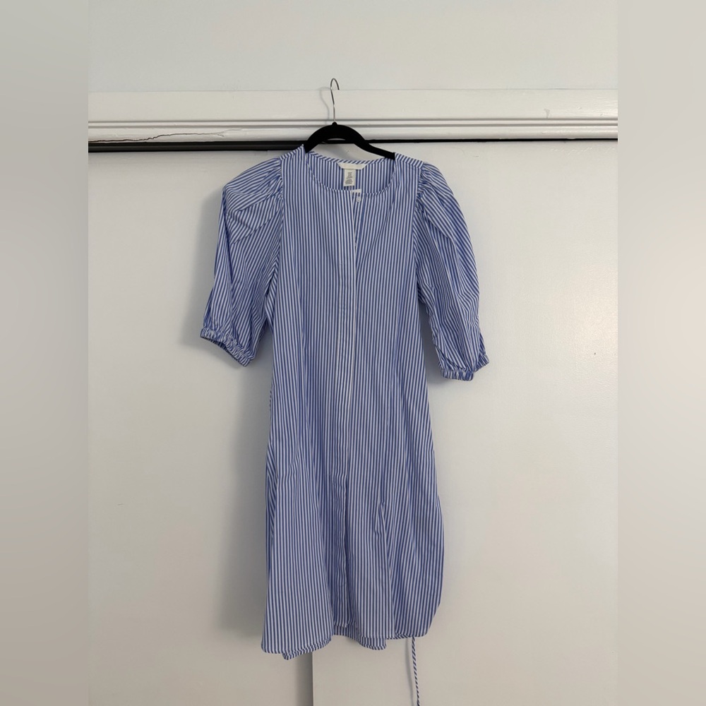 H&M Blue and White Striped Puff-Sleeve Mini Dress